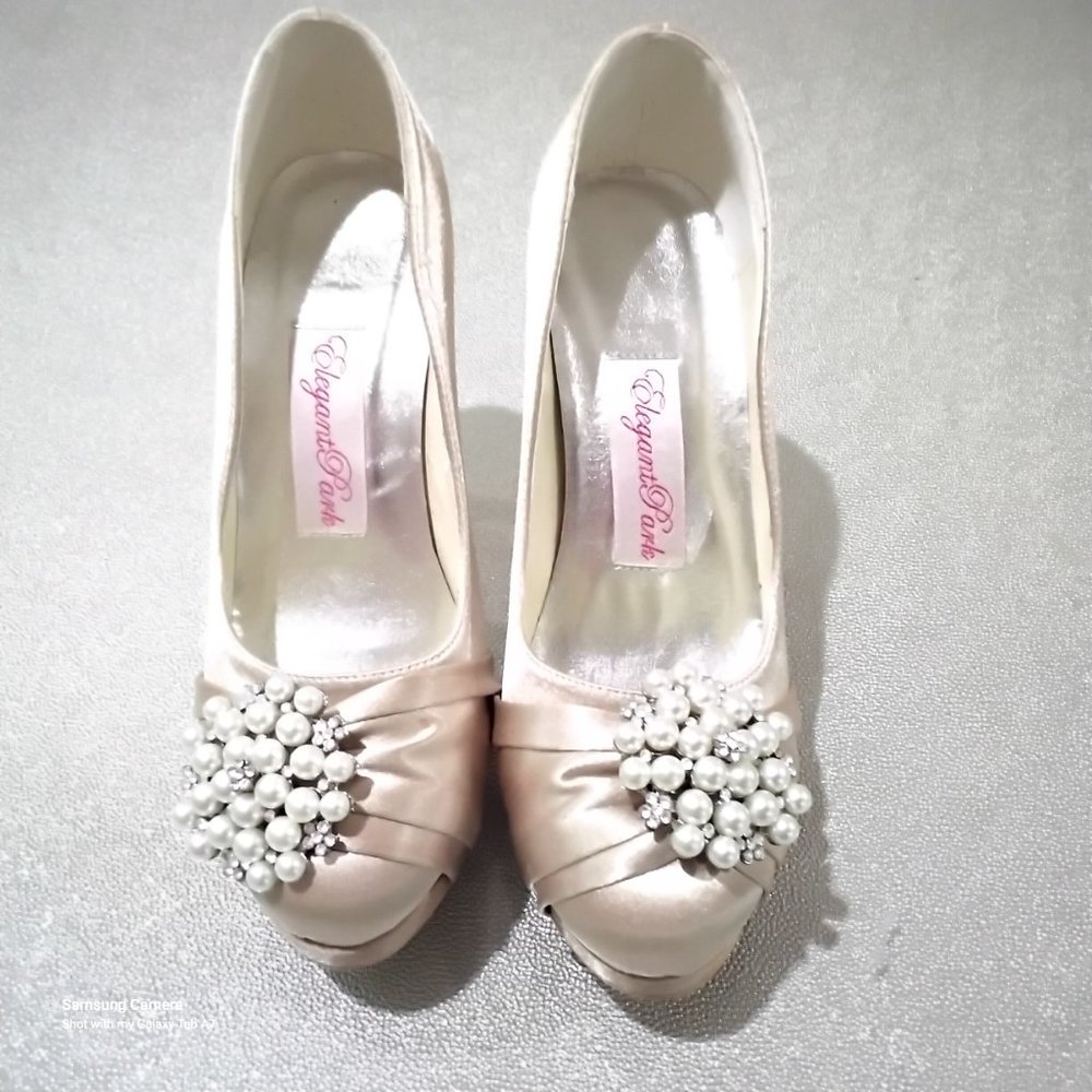 Elegant Park Blush Cream Satin 4" Wedding Stilettos White Pearl & Silver Clips 7